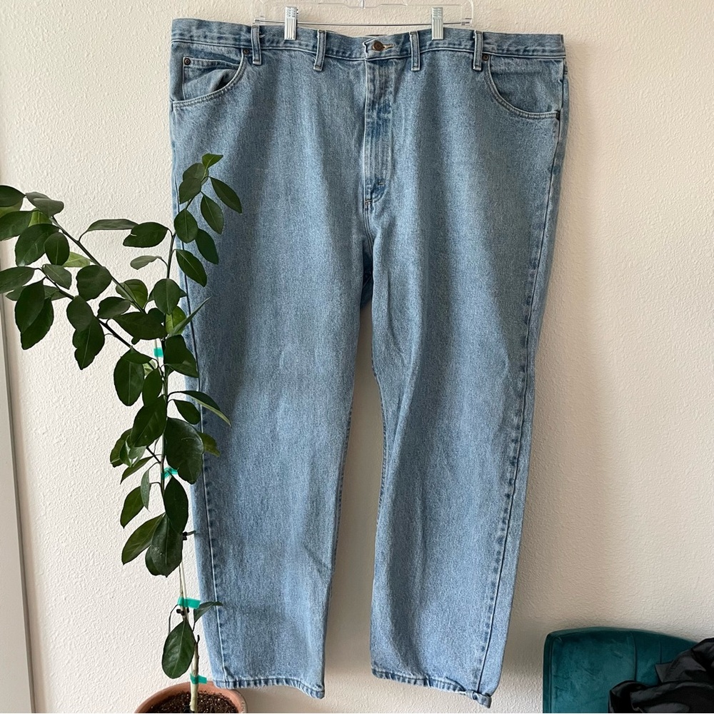 plus size light wash distressed wrangler jeans 50x32 #0032